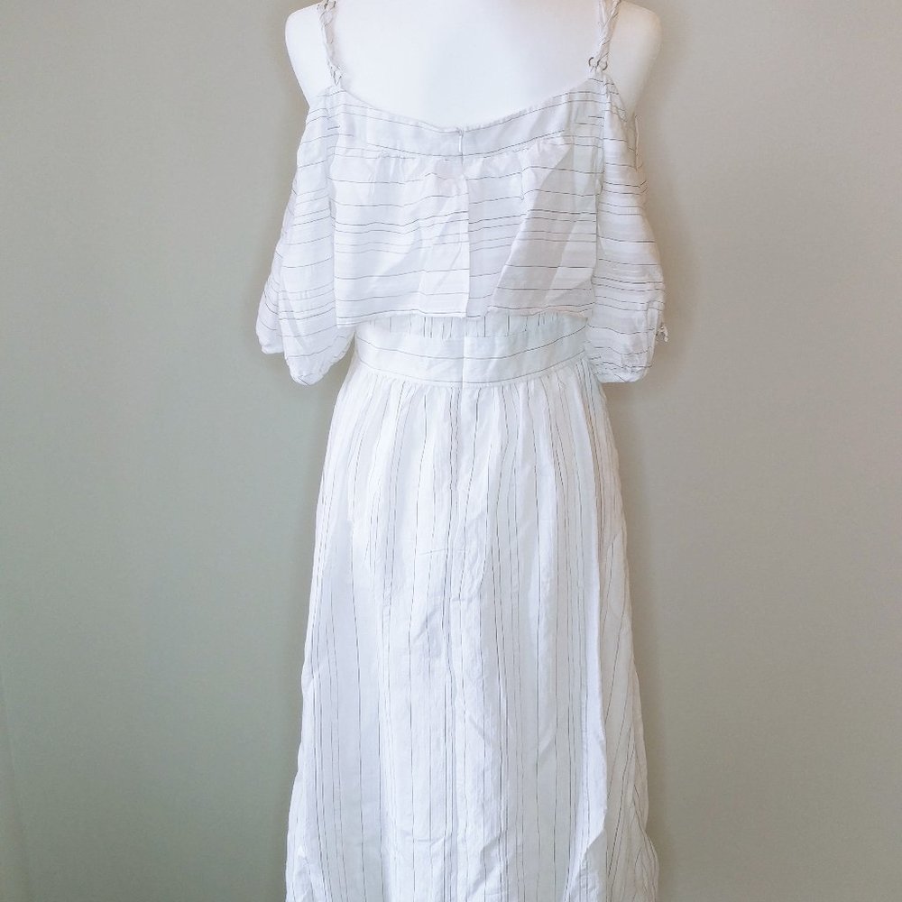NWOT - To the Max White Cold Shoulder Dress - Sz 8 - Picture 3 of 10
